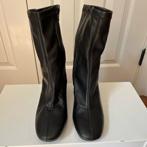 Aerosoles black leather boots